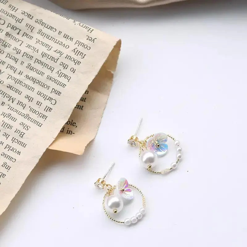 Wreath Hoop Flower Pearl Earrings | Salty