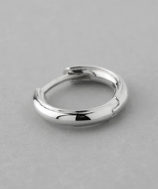 Silver Minimalist Ear Peice