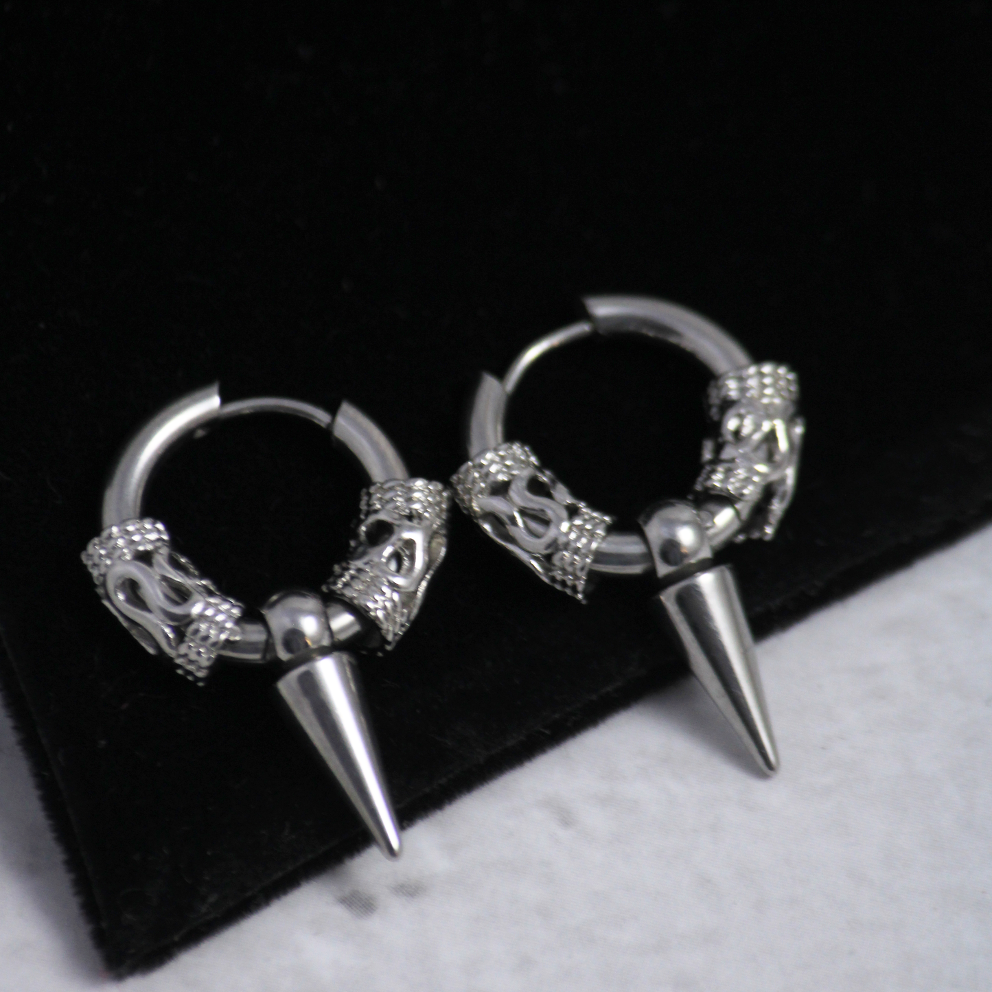Dagger Earrings (1 Side)