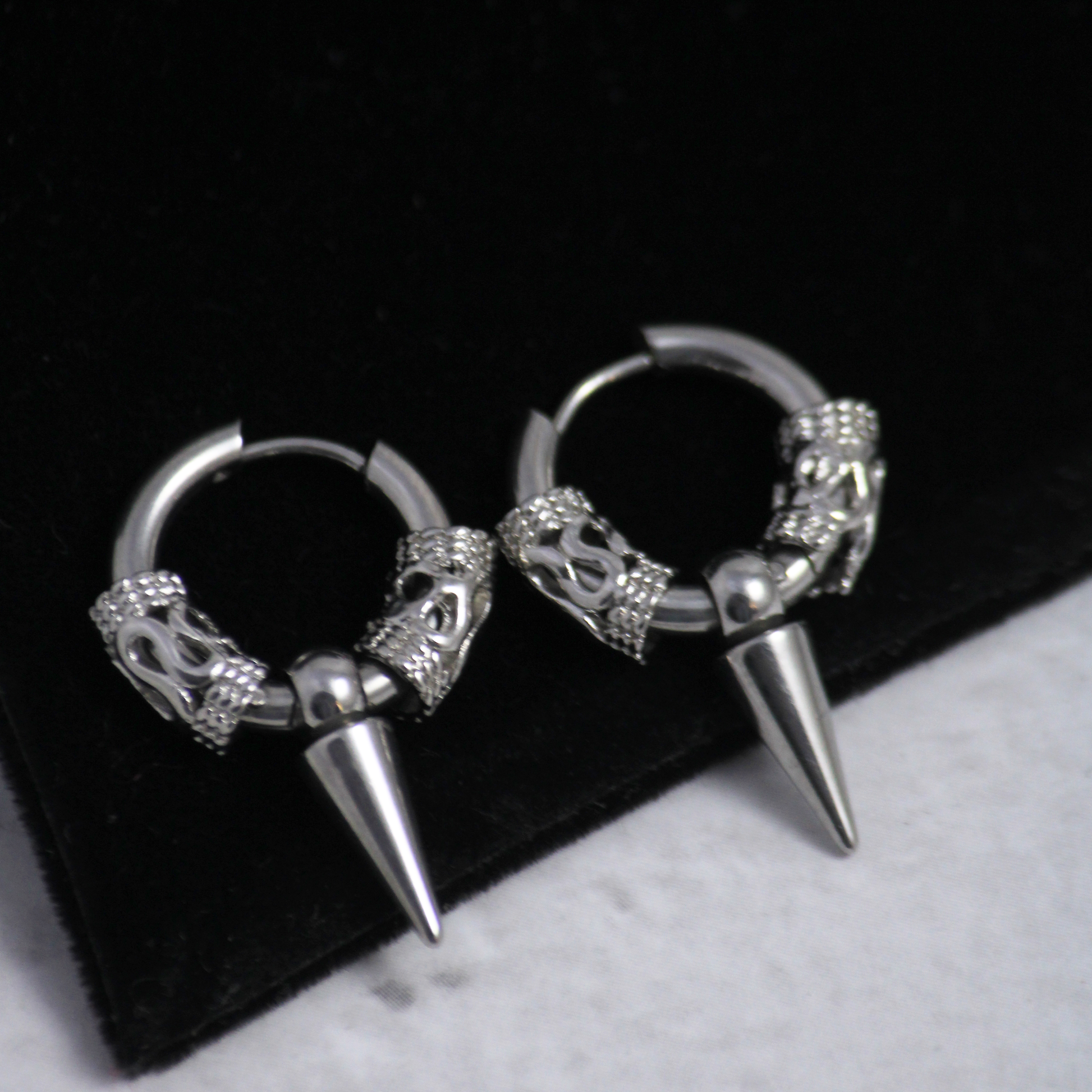 Dagger Earrings (1 Side)